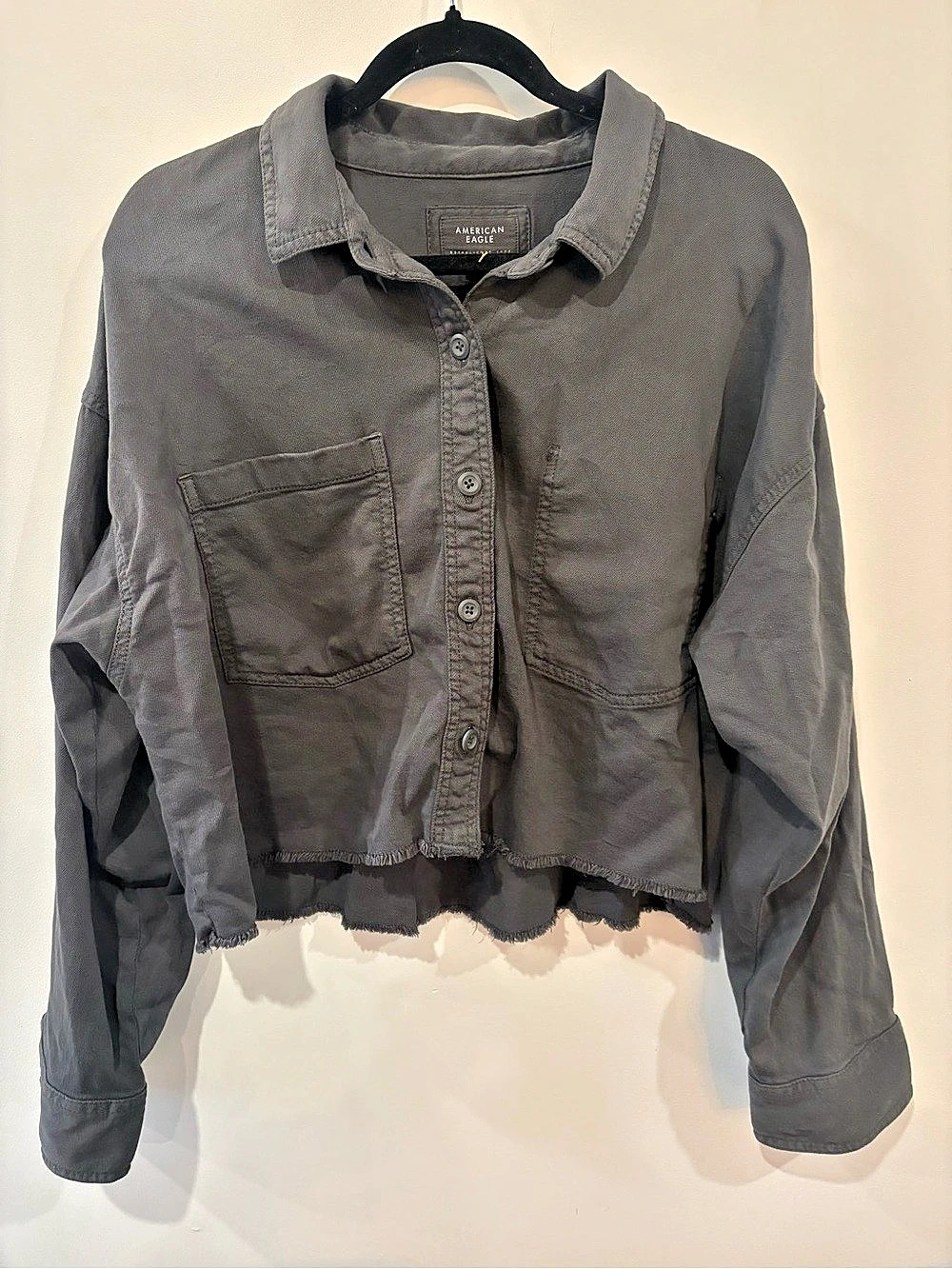 American Eagle AE Cropped Button-Up Shirt Gray Cropped Utility Jacket Size L/XL